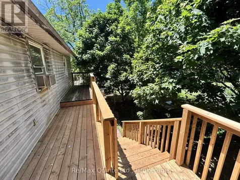 27 Victoria Street Centre Hastings ON K0K 2K0