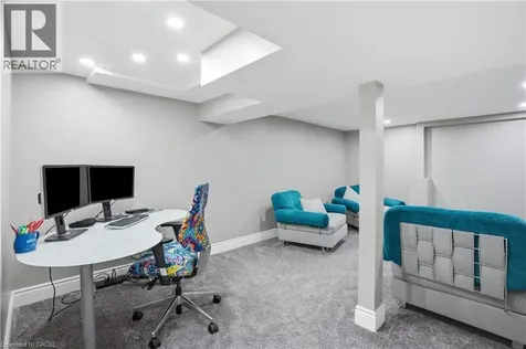 45 Sandra Crescent Grimsby ON L3M 4Y9