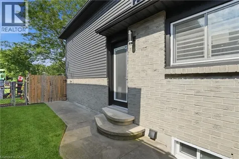 45 Sandra Crescent Grimsby ON L3M 4Y9