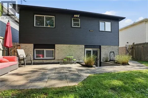 45 Sandra Crescent Grimsby ON L3M 4Y9