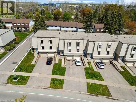662 Grey Street Brantford ON N3S 4Y4