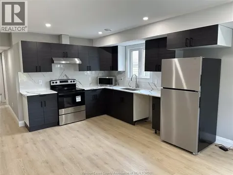 757 Randolph Avenue Windsor ON N9B 2T7