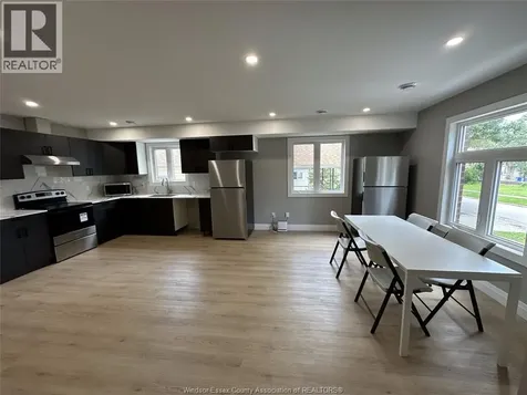 757 Randolph Avenue Windsor ON N9B 2T7