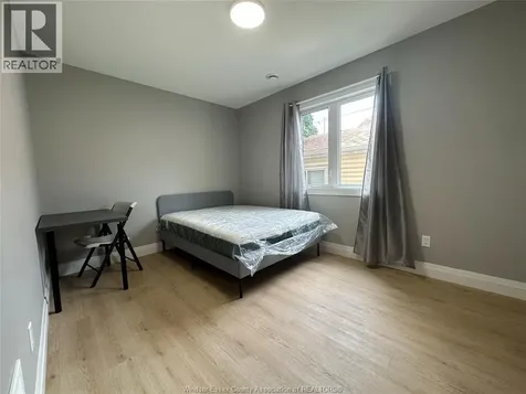 757 Randolph Avenue Windsor ON N9B 2T7