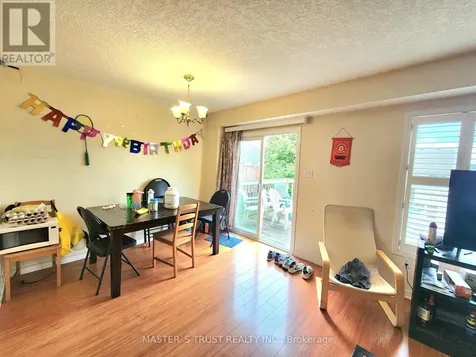 474 Trembling Aspen Avenue Waterloo ON N2V 2T4