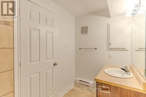 3 Hilda Street Ottawa ON K1Y 2B1