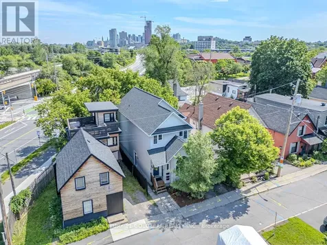 3 Hilda Street Ottawa ON K1Y 2B1