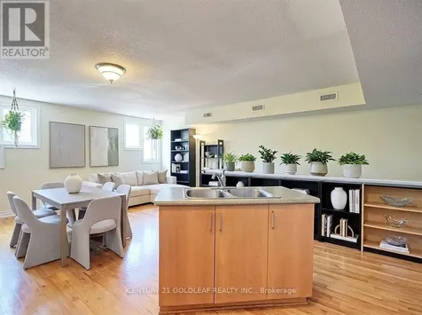 3 Hilda Street Ottawa ON K1Y 2B1