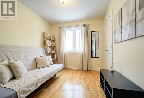 3 Hilda Street Ottawa ON K1Y 2B1