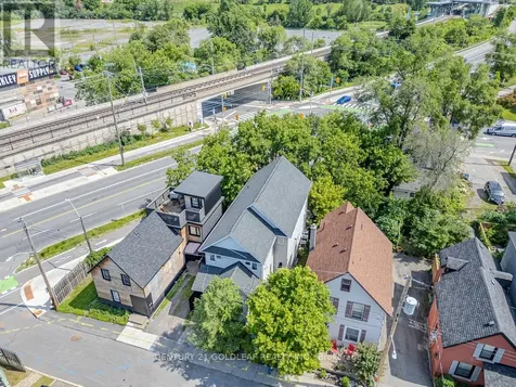3 Hilda Street Ottawa ON K1Y 2B1