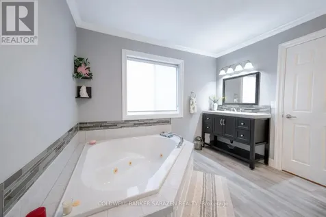 818 Eighth Street Renfrew ON K7V 4K9