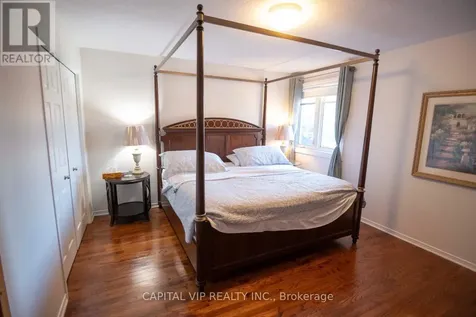 4 Wellsmere Court Ottawa ON K2E 8C2
