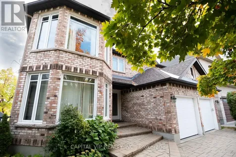 4 Wellsmere Court Ottawa ON K2E 8C2