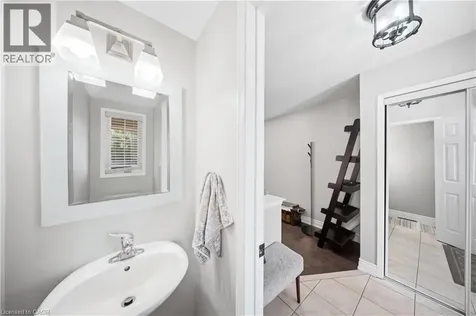 5875 Blue Spruce Avenue Burlington ON L7L 7N7