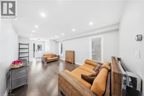 5875 Blue Spruce Avenue Burlington ON L7L 7N7