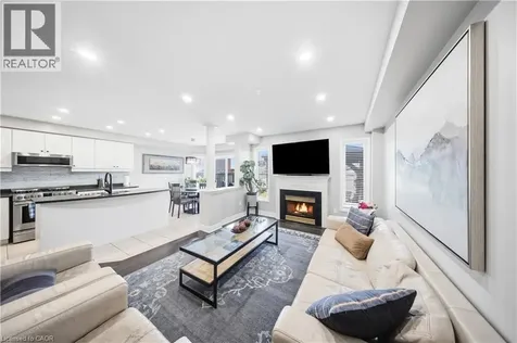 5875 Blue Spruce Avenue Burlington ON L7L 7N7