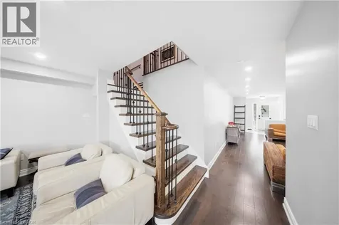 5875 Blue Spruce Avenue Burlington ON L7L 7N7
