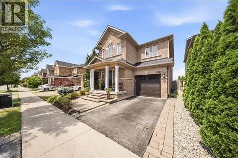 5875 Blue Spruce Avenue Burlington ON L7L 7N7