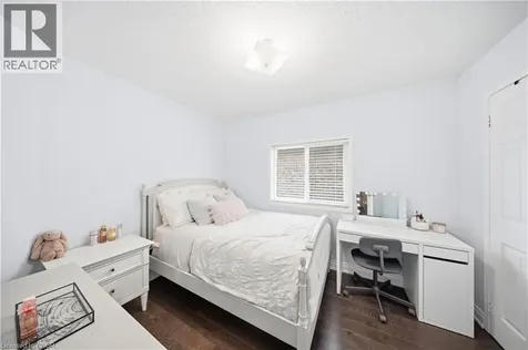 5875 Blue Spruce Avenue Burlington ON L7L 7N7