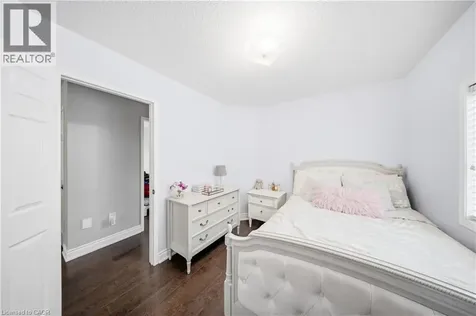 5875 Blue Spruce Avenue Burlington ON L7L 7N7