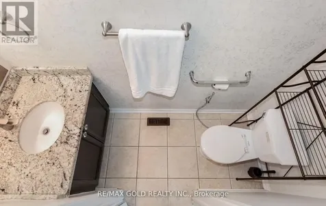 1090 Trudeau Drive Milton (be Beaty) ON L9T 0A3