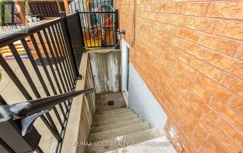 1090 Trudeau Drive Milton (be Beaty) ON L9T 0A3
