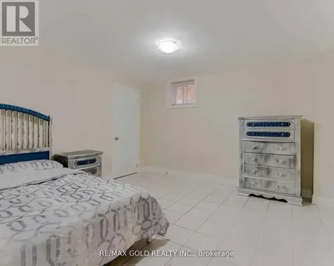 1090 Trudeau Drive Milton (be Beaty) ON L9T 0A3