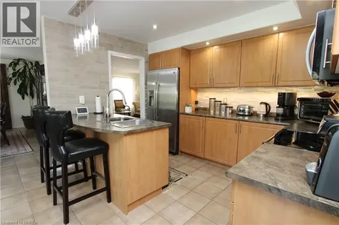 114 Blackburn Drive Brantford ON N3T 6S2