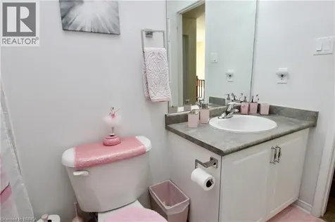 114 Blackburn Drive Brantford ON N3T 6S2