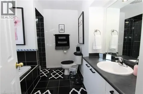 114 Blackburn Drive Brantford ON N3T 6S2