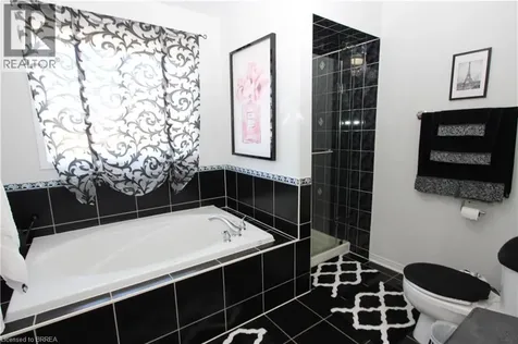 114 Blackburn Drive Brantford ON N3T 6S2