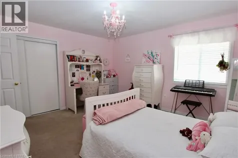 114 Blackburn Drive Brantford ON N3T 6S2