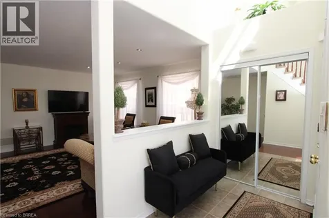 114 Blackburn Drive Brantford ON N3T 6S2