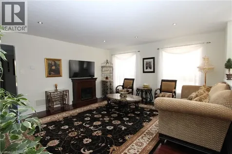 114 Blackburn Drive Brantford ON N3T 6S2