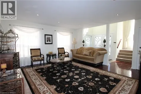 114 Blackburn Drive Brantford ON N3T 6S2