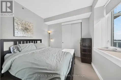 300 Lisgar Street Ottawa ON K2P 0E2