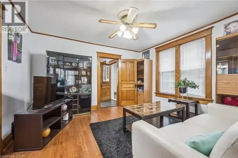 44 Walter Street Kitchener ON N2G 1S1