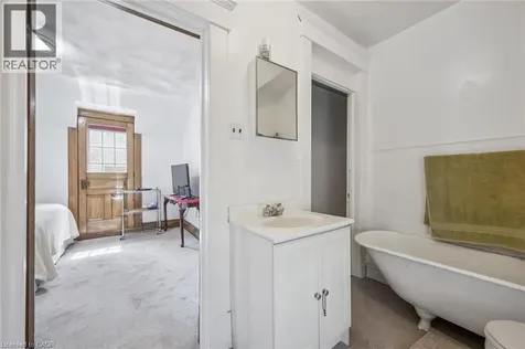 44 Walter Street Kitchener ON N2G 1S1