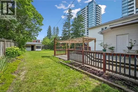 44 Walter Street Kitchener ON N2G 1S1