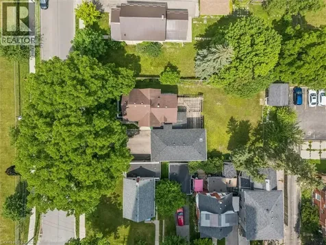 44 Walter Street Kitchener ON N2G 1S1
