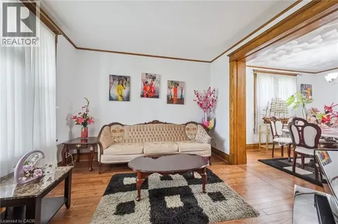 44 Walter Street Kitchener ON N2G 1S1