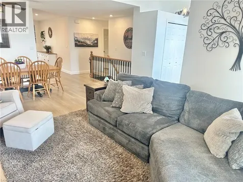 7 Spruce Grove Court Port Dover ON N0A 1N6
