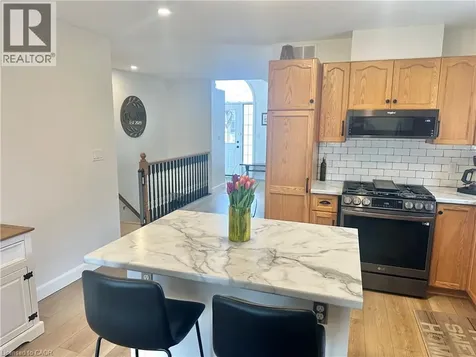 7 Spruce Grove Court Port Dover ON N0A 1N6