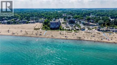 9 Pine Street Grand Bend ON N0M 1T0