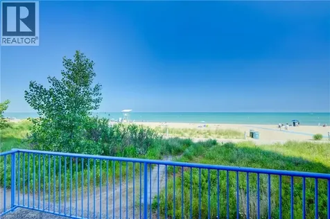 9 Pine Street Grand Bend ON N0M 1T0