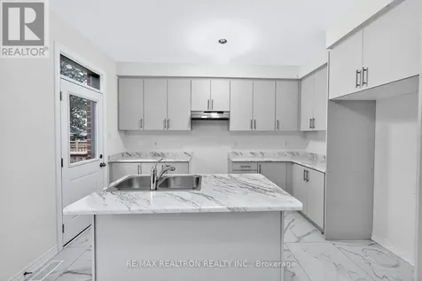 1 Wakefield Boulevard Essa (angus) ON L3W 0L7