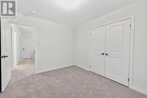 1 Wakefield Boulevard Essa (angus) ON L3W 0L7