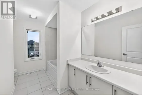 1 Wakefield Boulevard Essa (angus) ON L3W 0L7