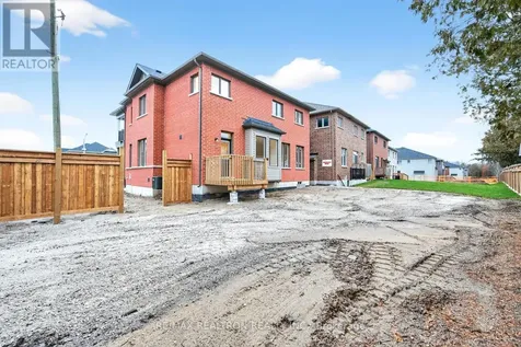 1 Wakefield Boulevard Essa (angus) ON L3W 0L7