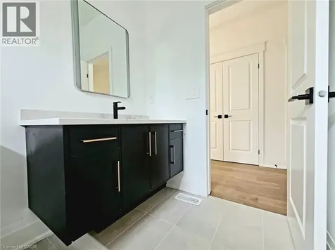 115 Chesley Street Hamilton ON L9C 3V9